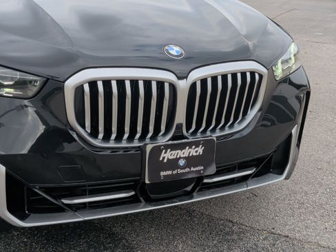 Used 2026 BMW X5 sDrive40i image 6