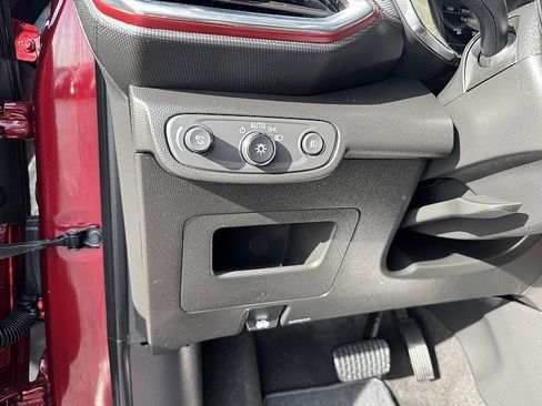 Used 2023 Chevrolet TrailBlazer RS w/ Convenience Package image 21