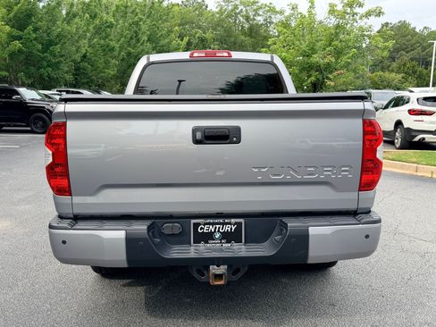 Used 2020 Toyota Tundra Limited w/ Limited Premium Package AWD/4WD image 10