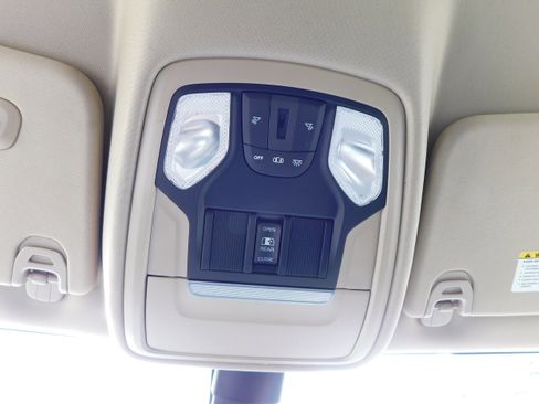 Used 2021 RAM 1500 Big Horn image 24