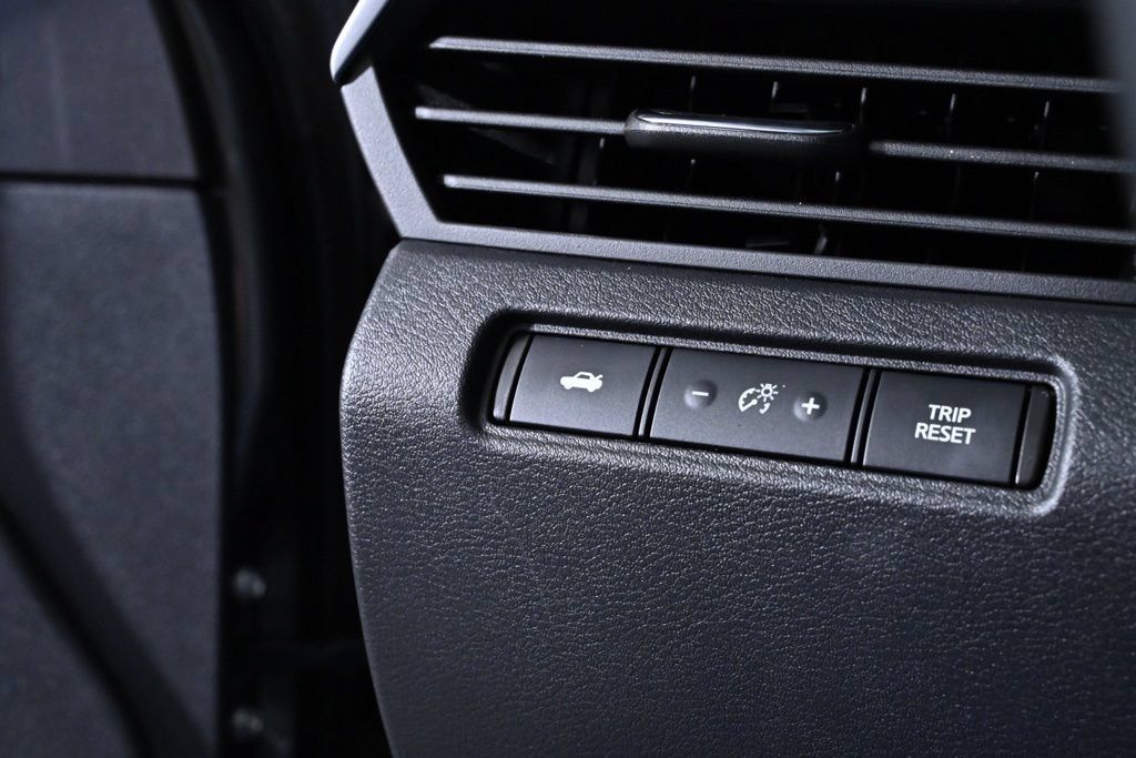 Certified 2022 Nissan Altima 2.5 SR FWD image 23