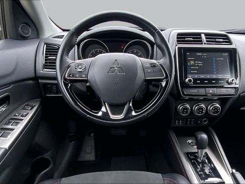 Used 2024 Mitsubishi Outlander Sport SE AWD/4WD image 6