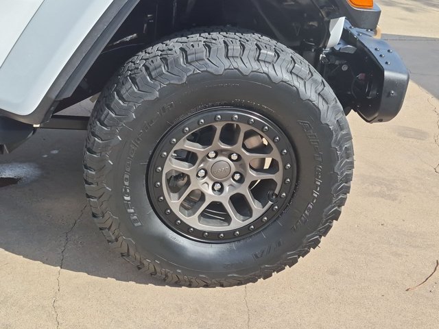 Used 2022 Jeep Wrangler Unlimited Rubicon w/ Xtreme Recon 35" Tire Package AWD/4WD image 24