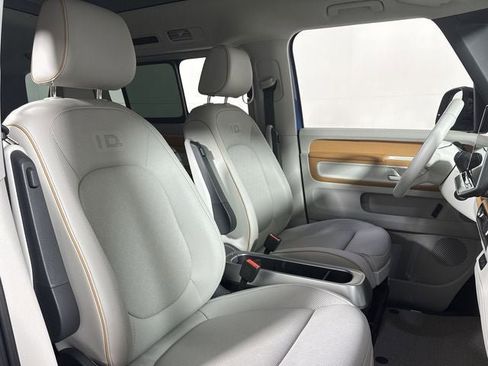 New 2025 Volkswagen ID. Buzz 1st Edition image 14