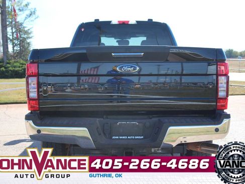 Used 2022 Ford F250 XLT w/ XLT Premium Package image 9
