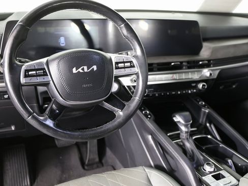 Used 2023 Kia Telluride EX X-Line image 11