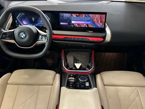 Used 2025 BMW X3 xDrive30i w/ Convenience Package AWD/4WD image 16