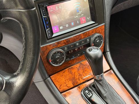 Used 2008 Mercedes-Benz CLK 350 Coupe image 39