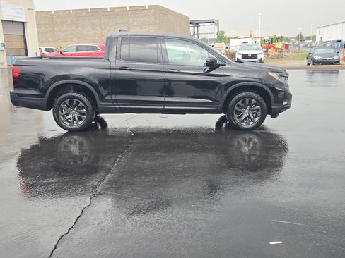 Certified 2024 Honda Ridgeline Sport image 10