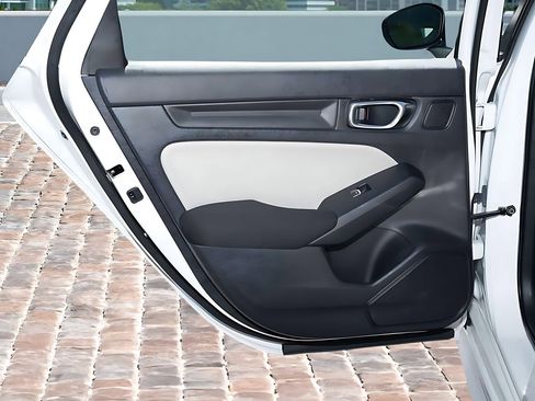 Certified 2022 Honda Civic LX image 12