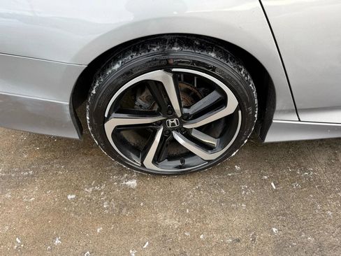Used 2019 Honda Accord Sport image 45