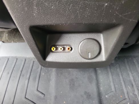 Used 2015 Chevrolet Equinox LTZ FWD image 9
