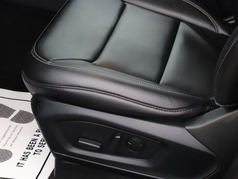 Used 2023 Ford Explorer XLT w/ Equipment Group 202A image 16