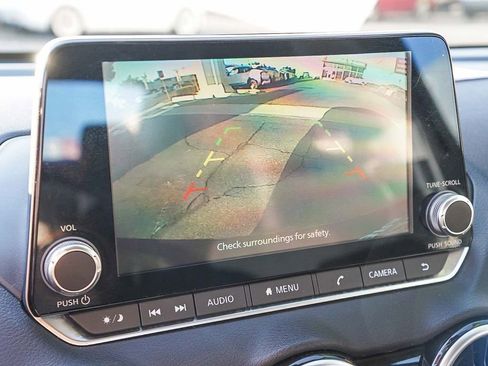 Certified 2021 Nissan Sentra SV image 27