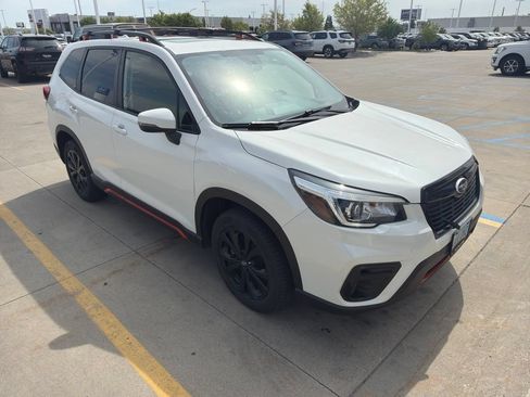 Used 2019 Subaru Forester Sport AWD/4WD image 3
