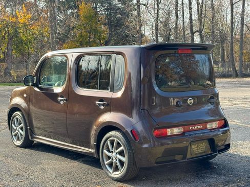 Used 2010 Nissan Cube 1.8 S Krom Edition w/ Interior Designer Pkg FWD image 5
