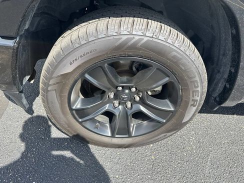 Certified 2022 RAM 1500 Laramie AWD/4WD image 5