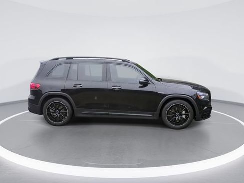 Used 2025 Mercedes-Benz GLB 35 AMG 4MATIC image 9