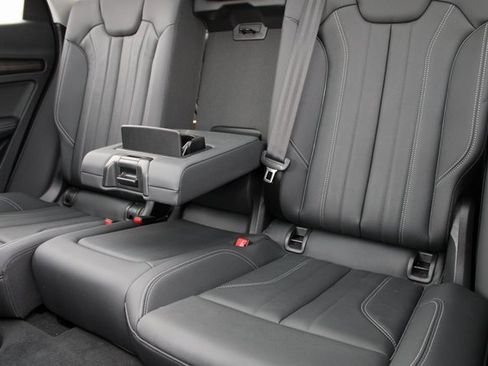 Used 2025 Audi Q5 2.0T Premium Plus image 9