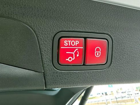 Used 2022 Mercedes-Benz GLE 350 4MATIC image 35