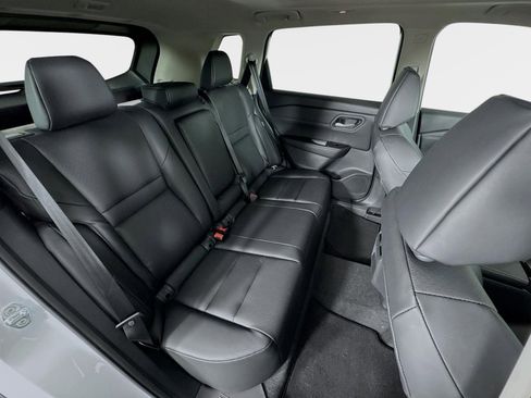 New 2026 Nissan Rogue SV image 27