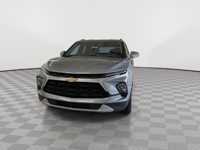 Certified 2025 Chevrolet Blazer LT w/ Convenience Package FWD image 5