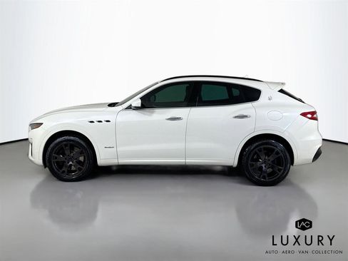 Used 2019 Maserati Levante S GranSport image 9