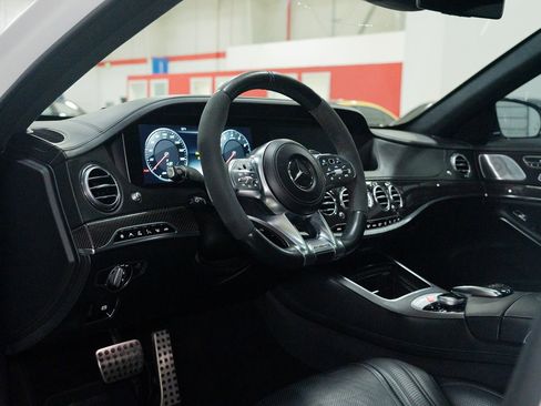 Used 2018 Mercedes-Benz S 63 AMG 4MATIC Sedan image 18