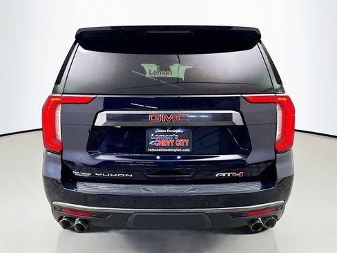 Used 2023 GMC Yukon XL AT4 w/ Technology Package image 7