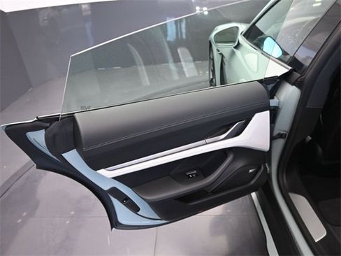 New 2025 Porsche Taycan 4S image 19