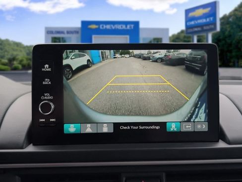 Used 2025 Honda Pilot Touring image 23
