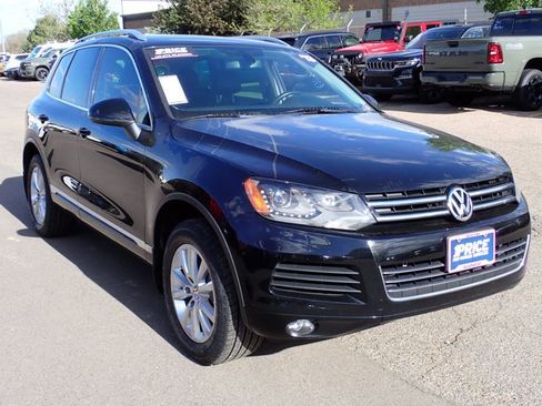 Used 2013 Volkswagen Touareg Sport AWD/4WD image 6