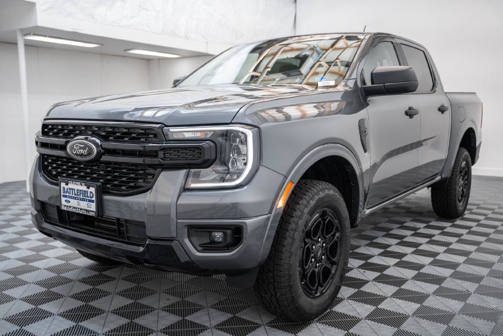 New 2026 Ford Ranger XLT w/ Equipment Group 301A High AWD/4WD image 3
