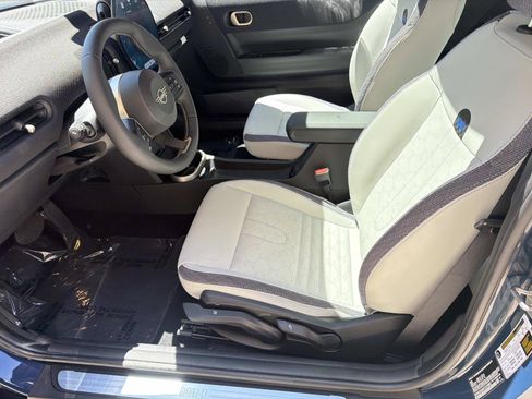 Used 2026 MINI Cooper S FWD image 9