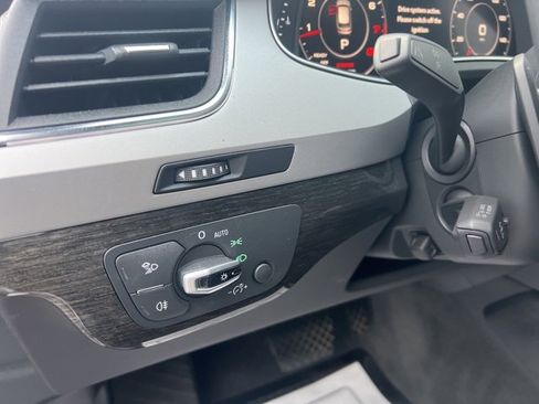 Used 2018 Audi Q7 2.0T Premium Plus image 31