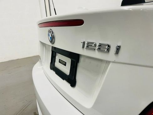 Used 2013 BMW 128i Convertible image 17