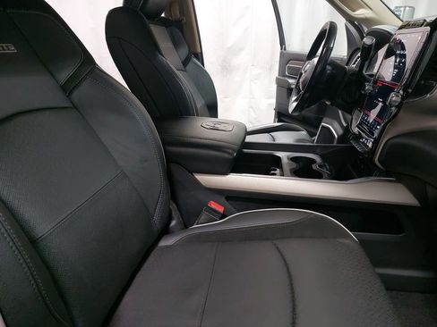 Used 2019 RAM 3500 Laramie image 10