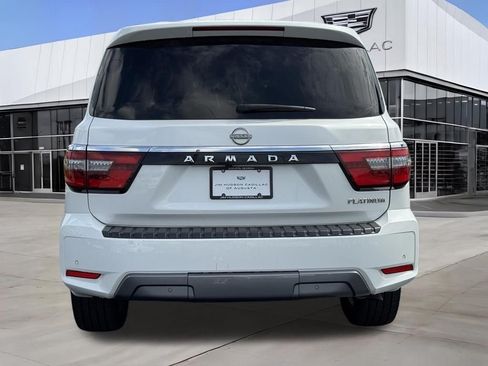 Used 2022 Nissan Armada Platinum w/ Captain's Chairs Package RWD image 7