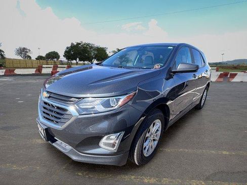 Used 2020 Chevrolet Equinox LS w/ LS Convenience Package AWD/4WD image 5