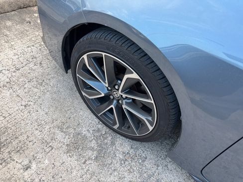 Used 2021 Toyota Corolla SE w/ Carpet Mat Package (TMS) image 9