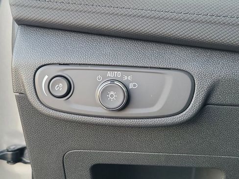 Used 2026 Chevrolet TrailBlazer LT w/ Driver Confidence Package image 17