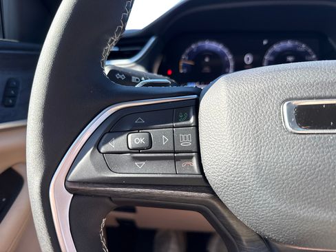 Used 2025 Jeep Grand Cherokee Limited AWD/4WD image 18