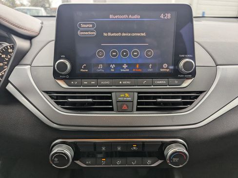 Used 2023 Nissan Altima 2.5 SR image 15