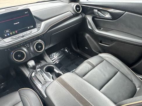 Used 2024 Chevrolet Blazer Premier w/ Enhanced Convenience Package image 24