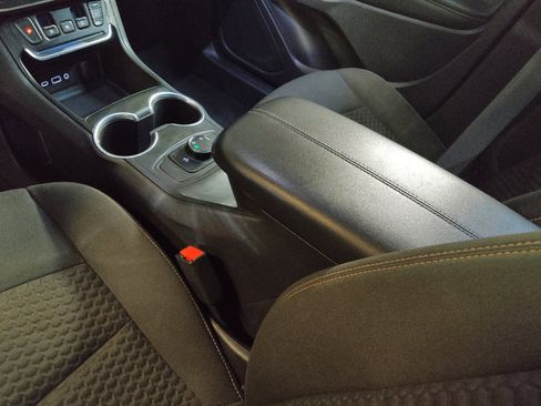 Used 2019 GMC Terrain SLE image 26