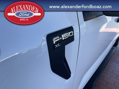 Used 2022 Ford F150 XL w/ Equipment Group 101A High AWD/4WD image 7