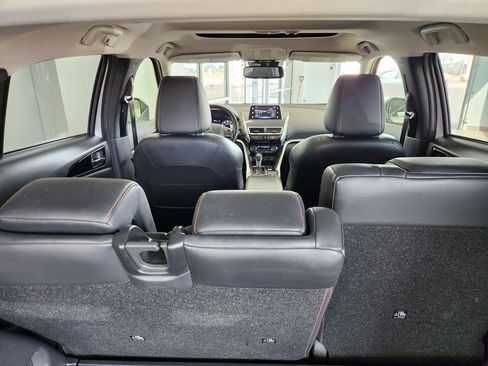 Used 2019 Mitsubishi Eclipse Cross SE image 10