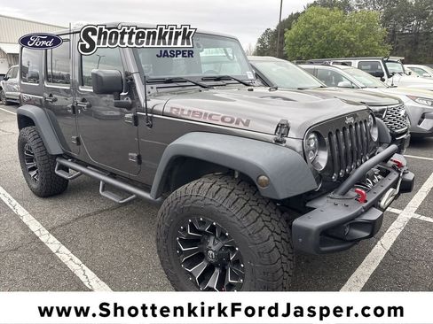 Used 2016 Jeep Wrangler Unlimited Rubicon image 1