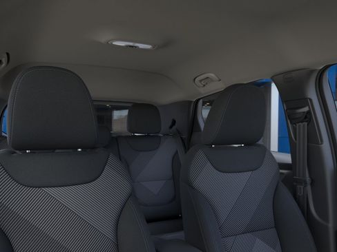 New 2027 Chevrolet Bolt LT FWD image 48