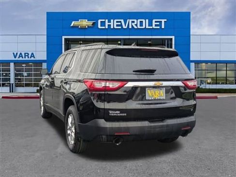 Certified 2020 Chevrolet Traverse LT w/ LPO, Cargo Package image 3